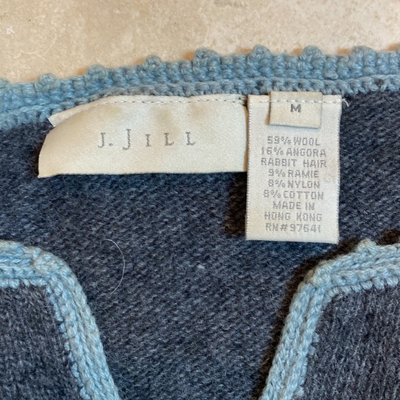 Vintage J Jill gray sweater size M - Picture 2 of 3